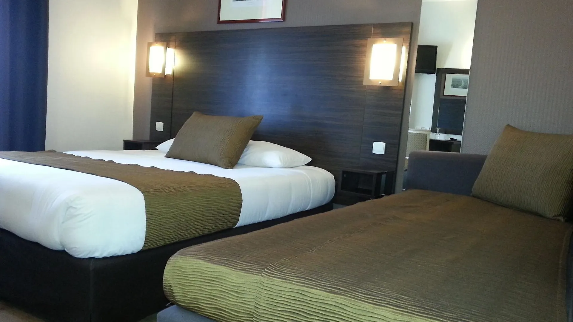 Derby Eiffel 3* Parigi