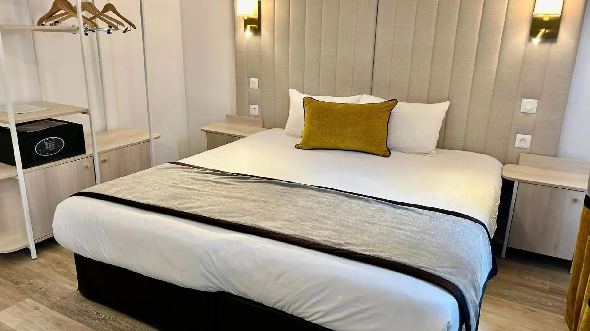 Hotel Derby Eiffel 3*